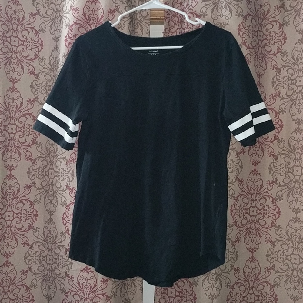 Women's relaxed tee
